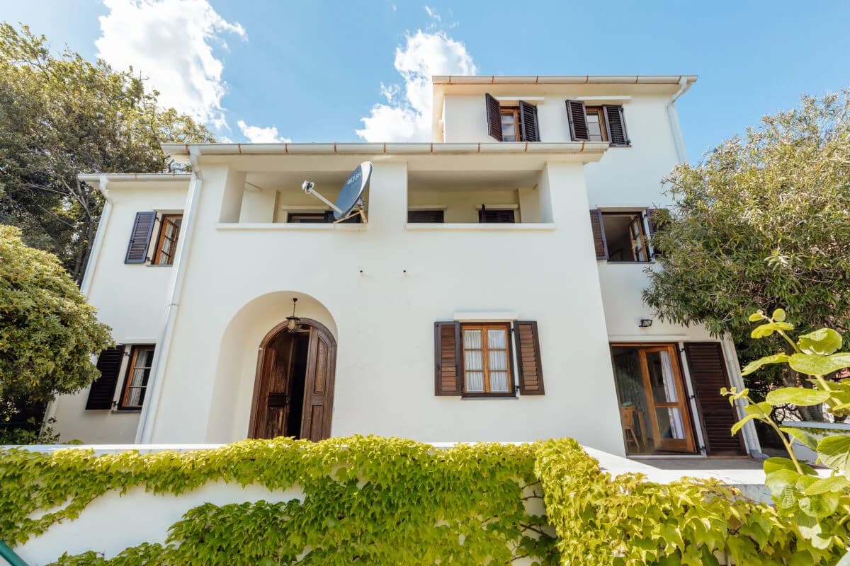 Tuscan-Style Villa with Sea Views – Kamenari, Bay of Kotor