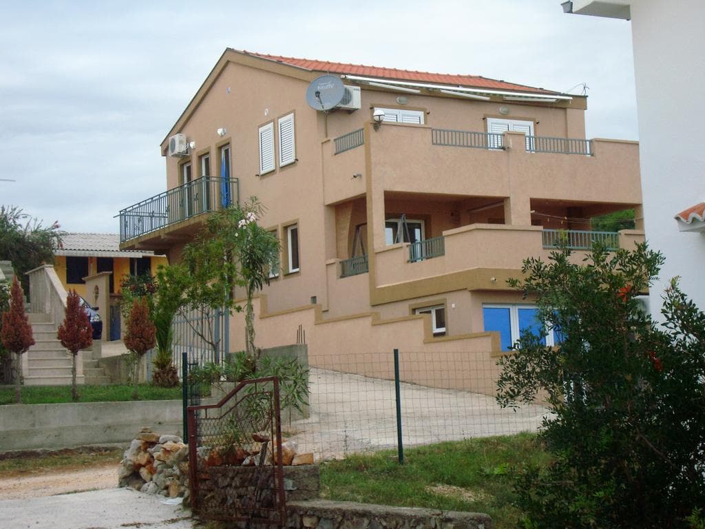 Kuća u Krimovici br. 608