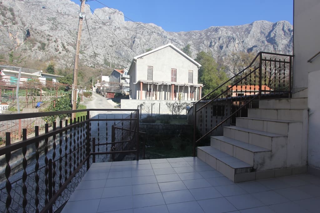Kuća u Orahovcu br. 1085