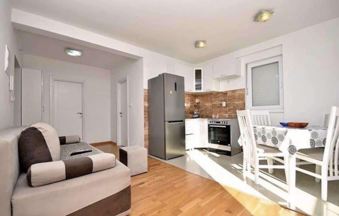 Apartment with 1 bedroom, 50.00 m2 in Igalo, Herceg Novi