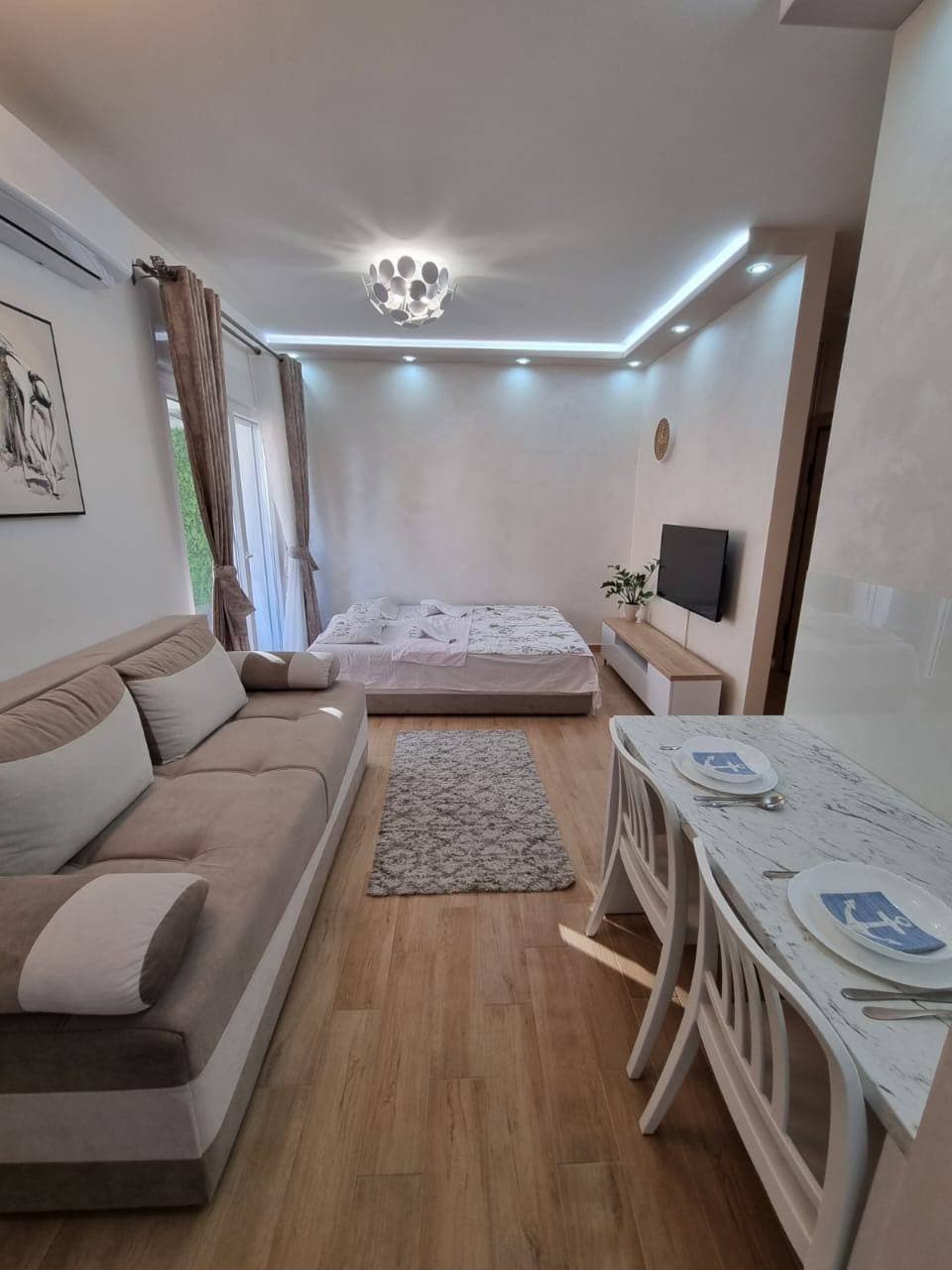 Apartment with 1 bedroom, 51.00 m2 in Budva