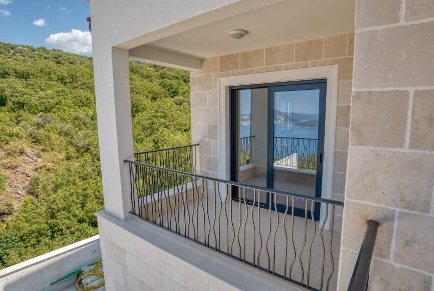 Beautiful villa in residential complex with panoramic sea views, Tudorovici | Budva