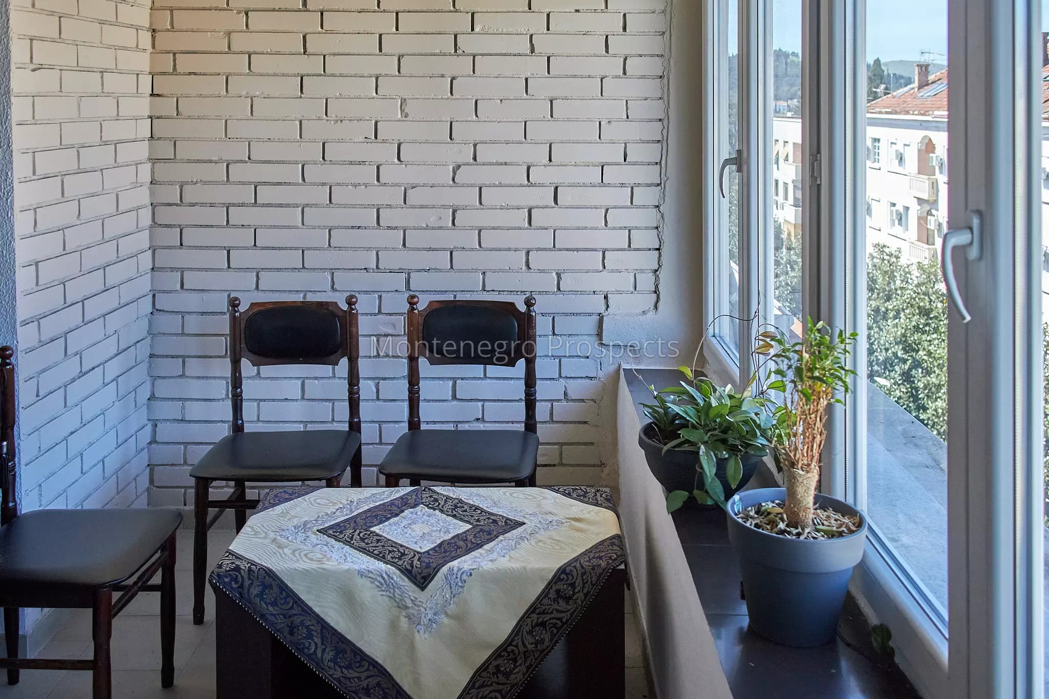 Dvosoban namjеšten stan u samo centru Podgorice