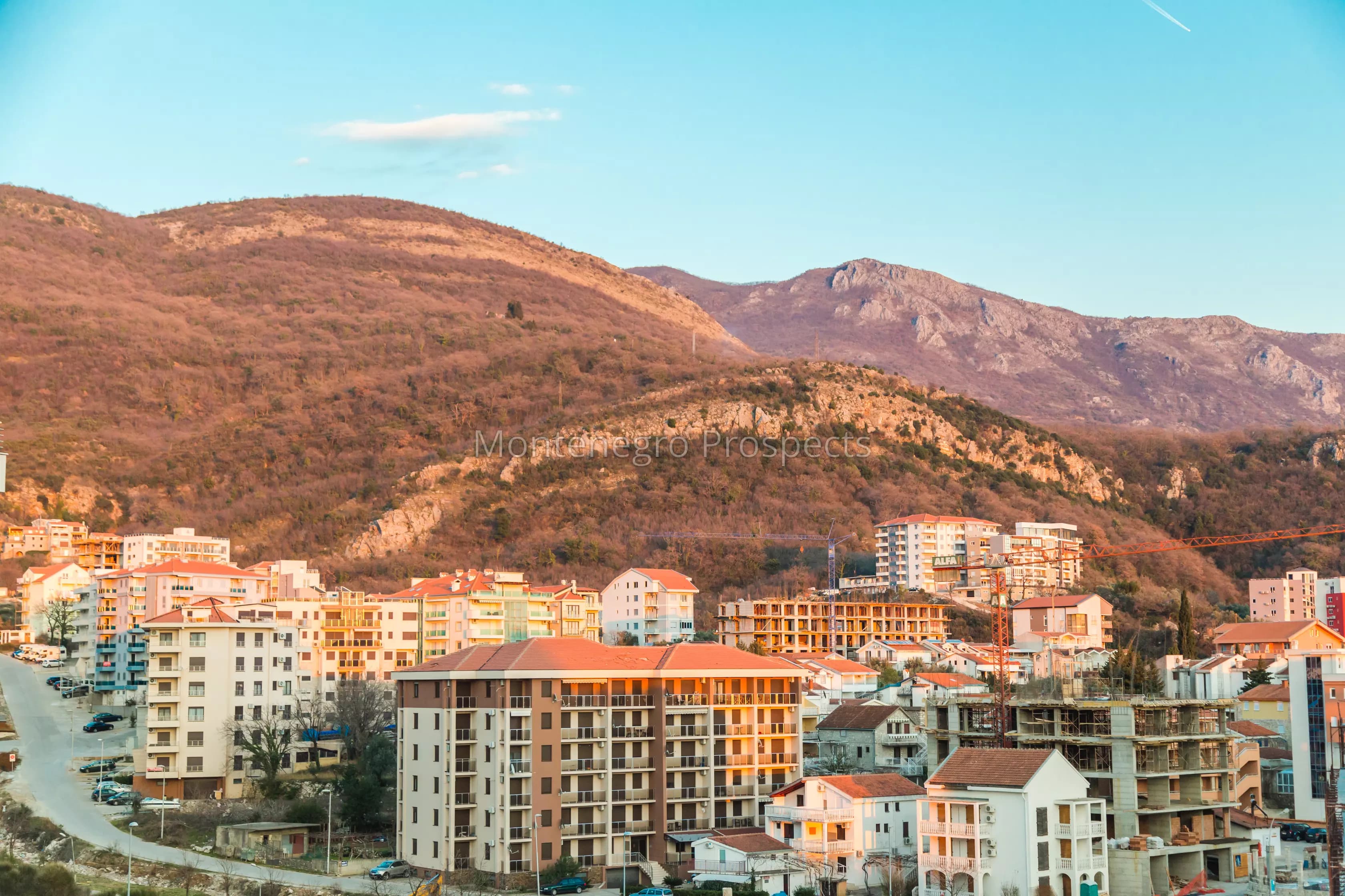 Dvosoban stan u novoj zgradi, Bečiči