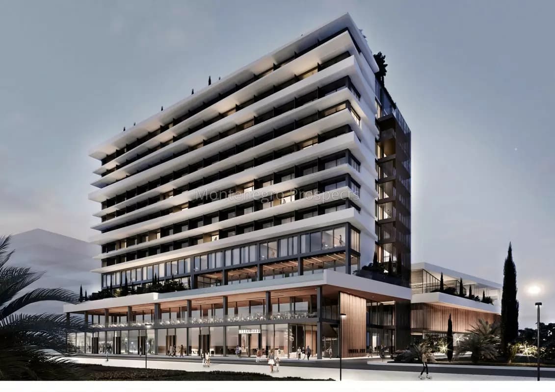 Elegantan apartmanski hotel sa dvanaest spratova u samom centru turističke Budve