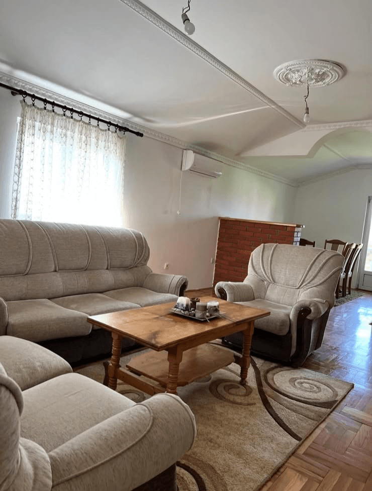 🏡IZDAJE SE DVOSOBAN NAMJEŠTEN STAN – GORNJA GORICA