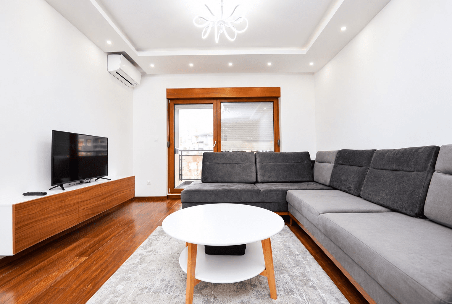 Luxuriously Furnished One-Bedroom Apartment for Rent in Master Quarter, Podgorica