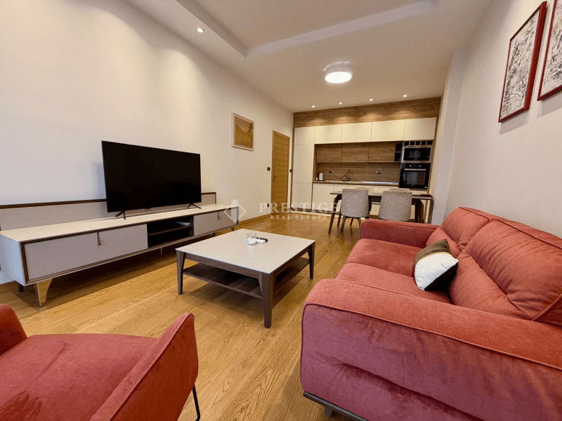 Izdaje se nov, luksuzno opremljen dvosoban stan površine 75m² u stambenom kompleksu Elite Residence, neposredno iza Capital Plaze.