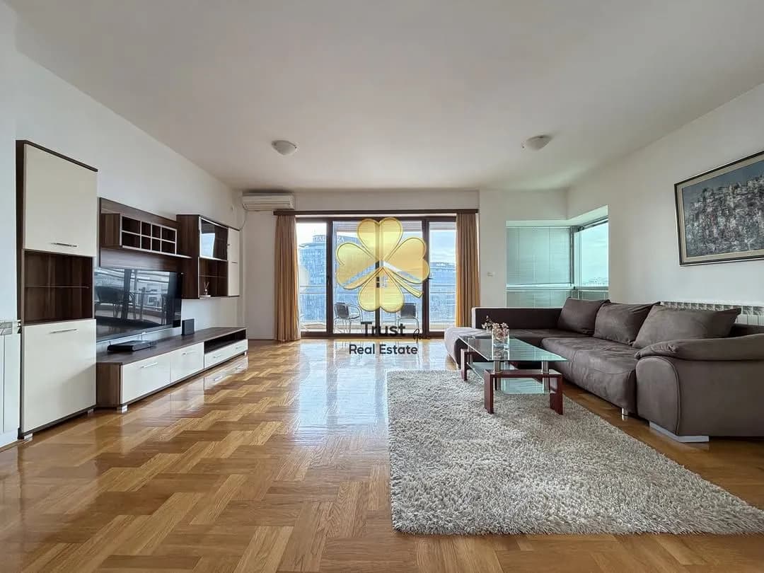 Izdavanje, dvosoban stan, 100m², Kruševac, Podgorica