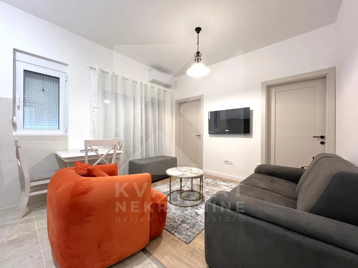 Izdavanje, dvosoban stan, 40m², Zabjelo, Podgorica
