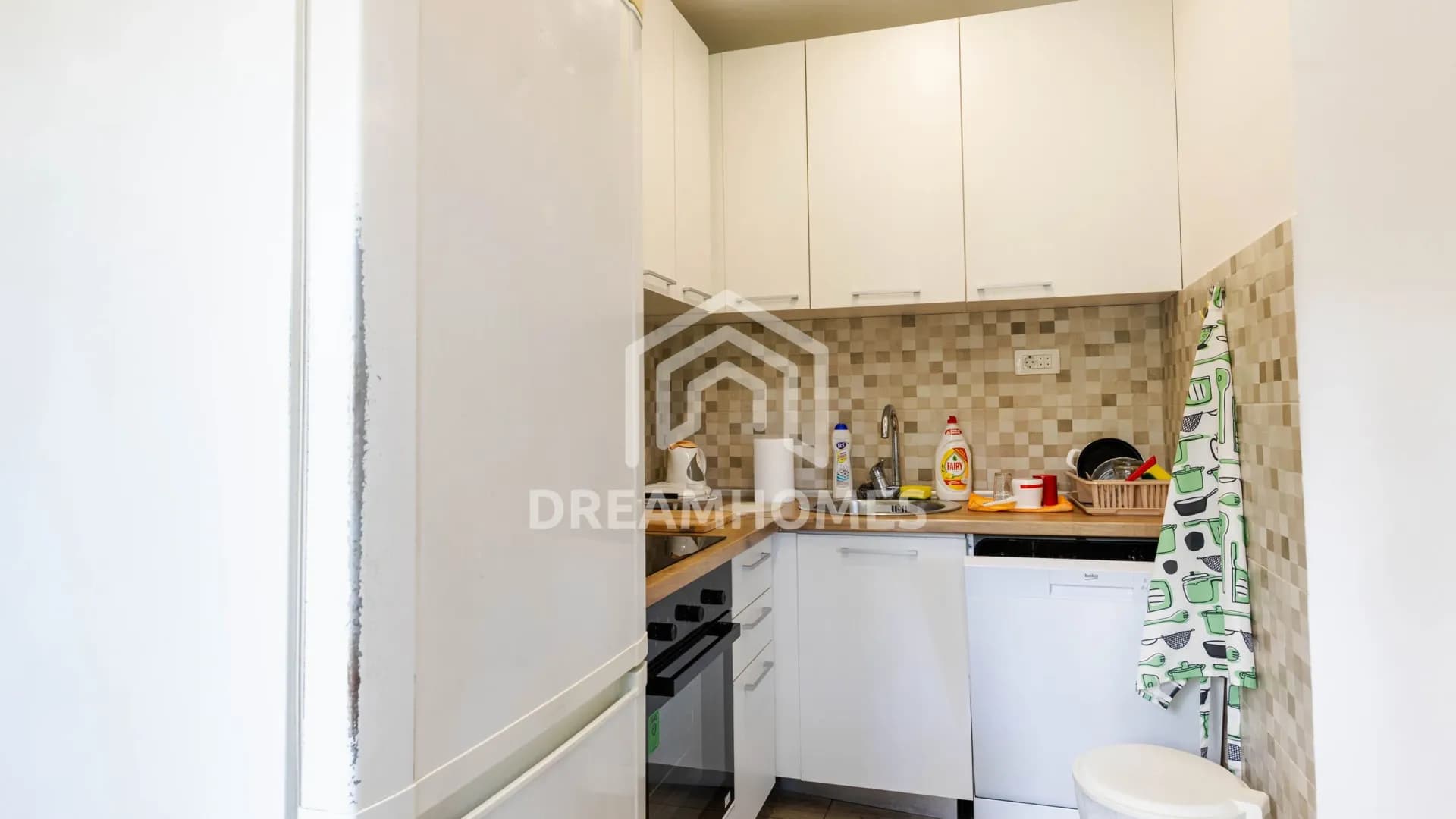 Izdavanje, dvosoban stan, 68m², Autobuska stanica, Podgorica