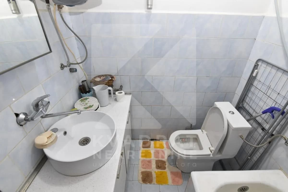 Izdavanje, dvosoban stan, 68m², Gornja Gorica, Podgorica