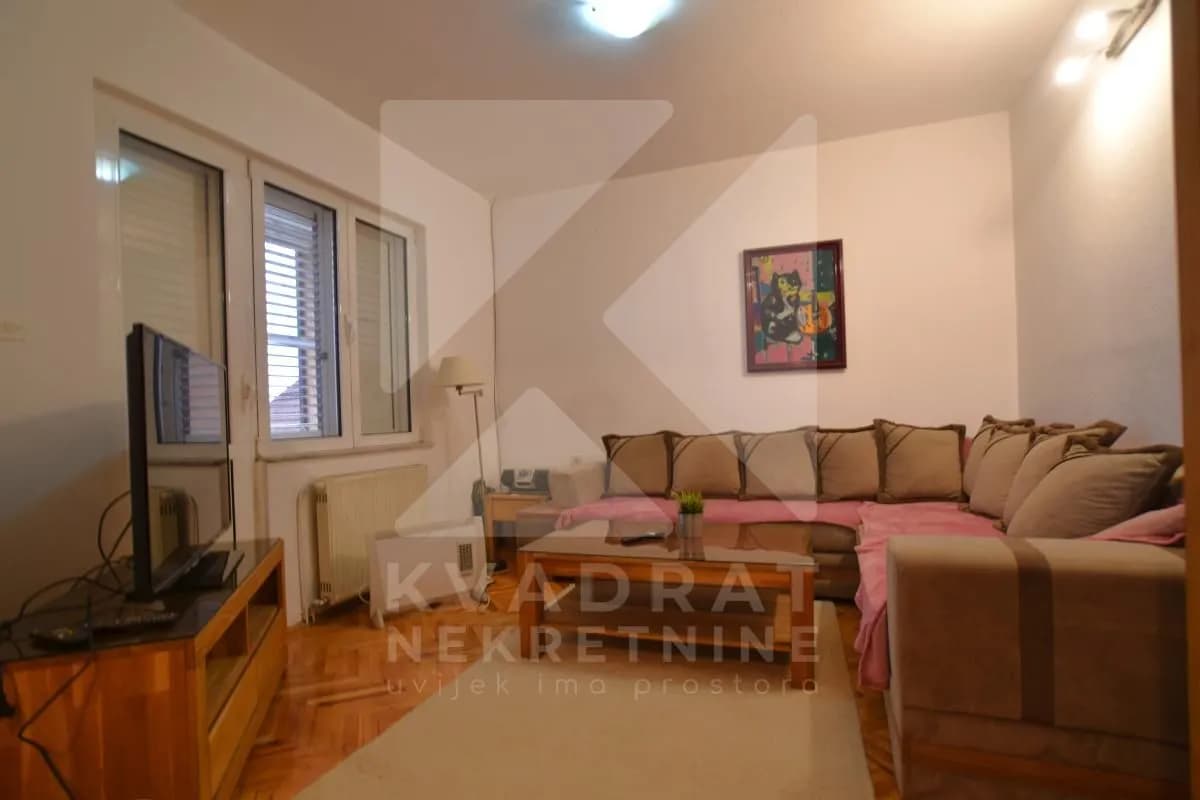 Izdavanje, dvosoban stan, 70m², Masline, Podgorica