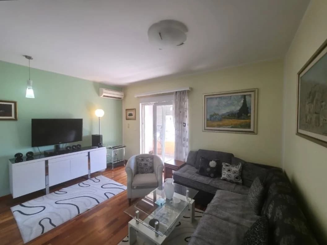 IZDAVANJE – Dvosoban stan (78m2), Podgorica, City Kvart – 650€