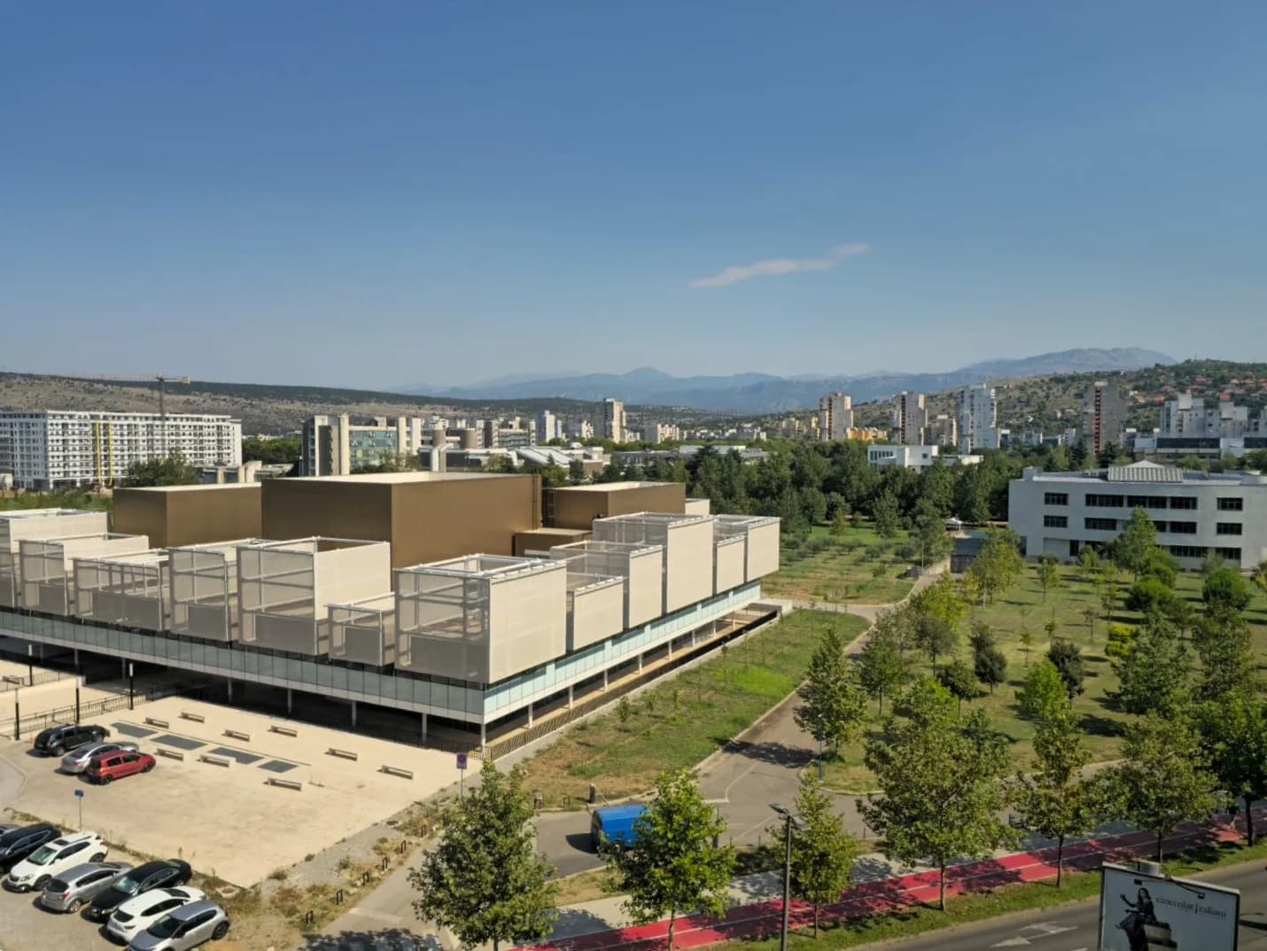 IZDAVANJE – Dvosoban stan (79m2), Podgorica, Kruševac – 1.500€