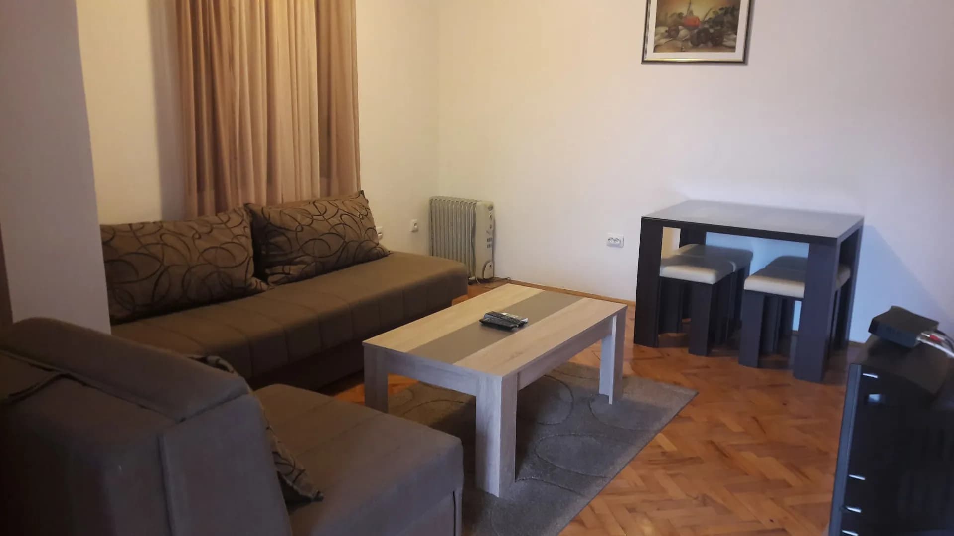 Izdavanje, jednosoban stan, 30m², Zabjelo, Podgorica