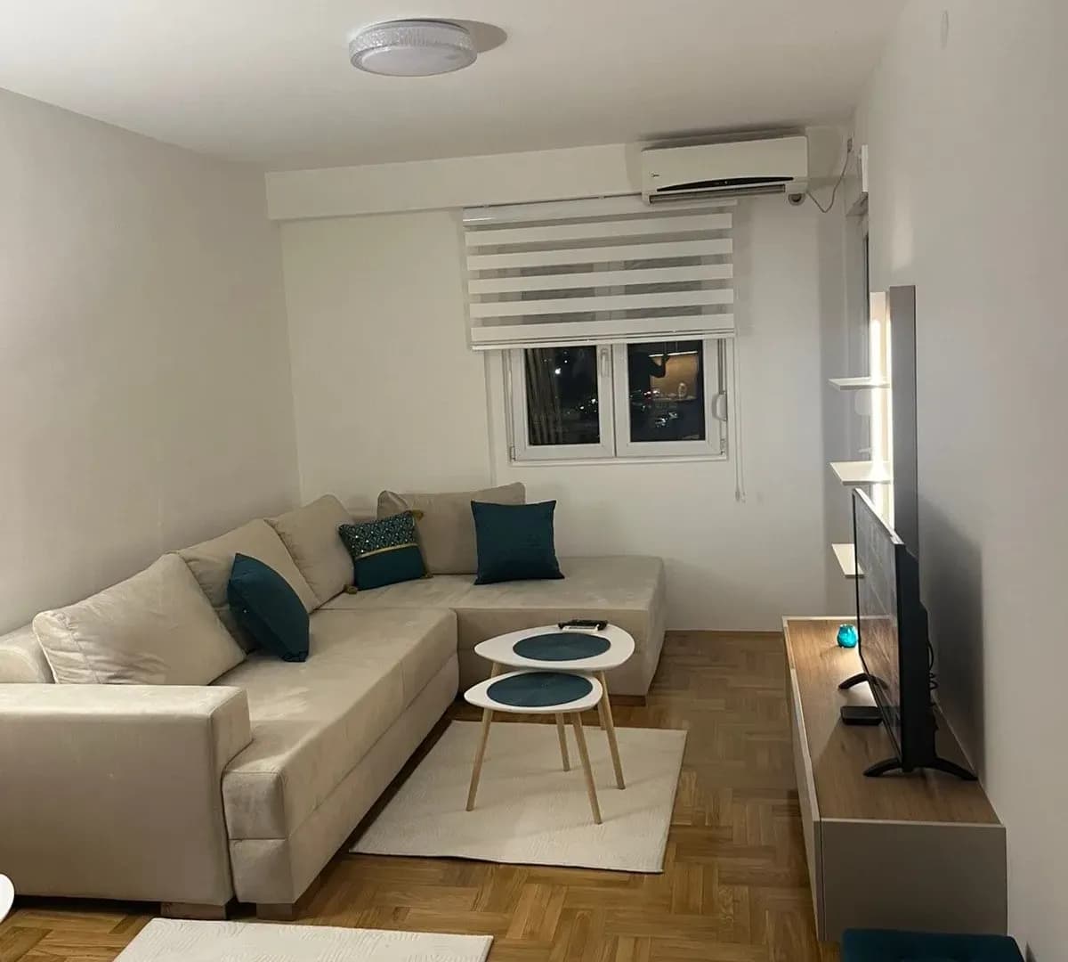Izdavanje, jednosoban stan, 42m², City Kvart, Podgorica