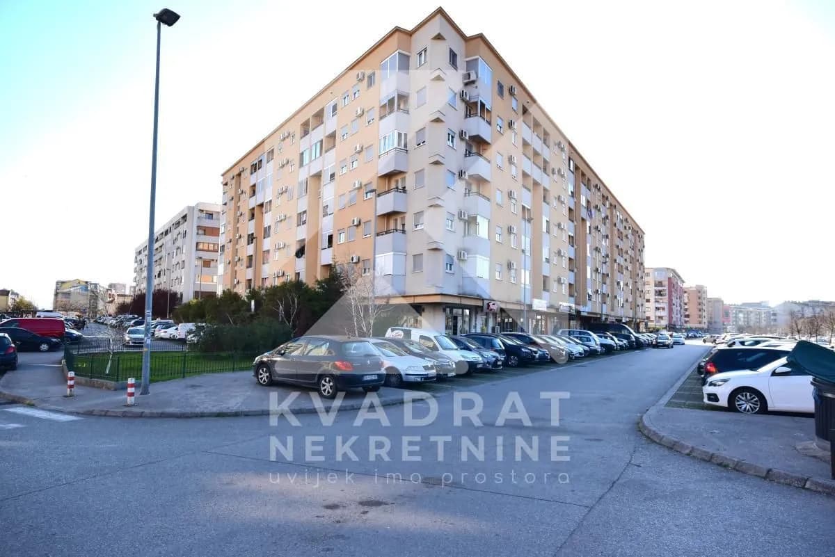 Izdavanje, jednosoban stan, 45m², Stari Aerodrom, Podgorica