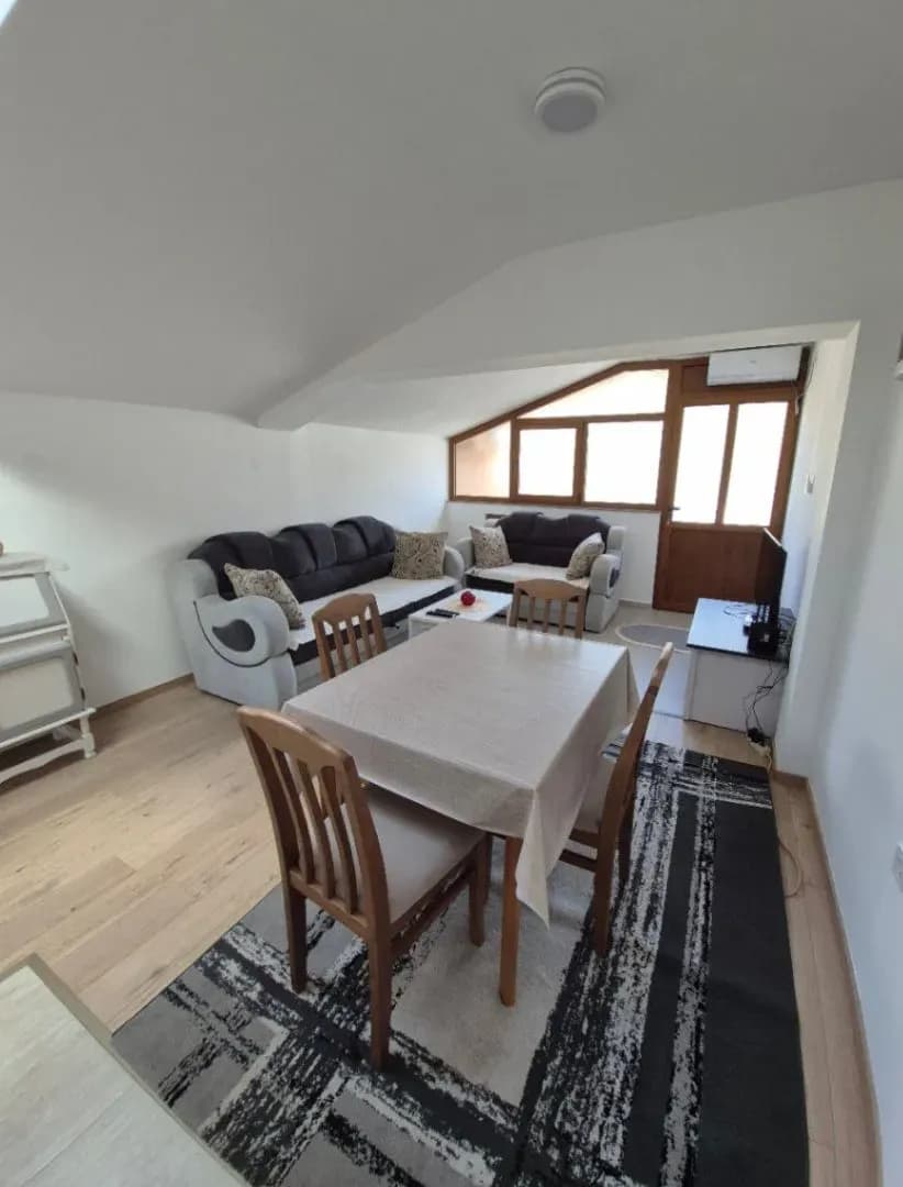 Izdavanje, jednosoban stan, 50m², Gomila, Herceg Novi