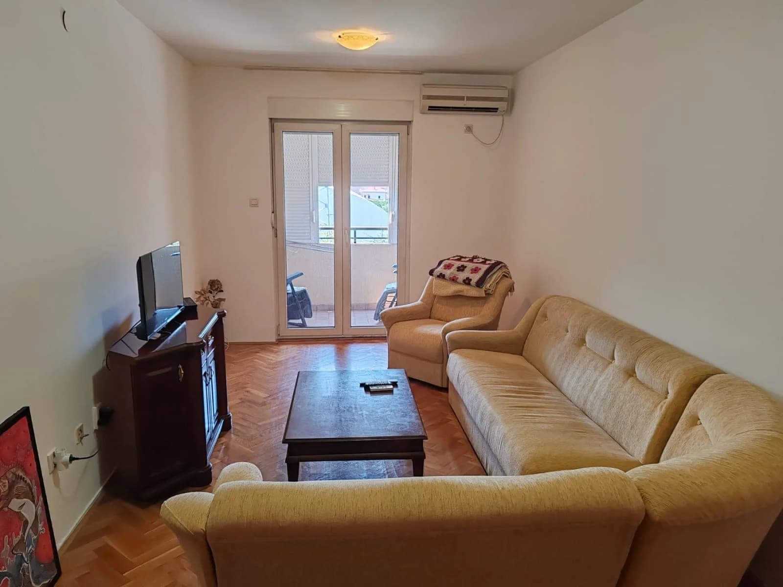 Izdavanje – Jednosoban stan (53m2), Podgorica, Blok 6 – 450€