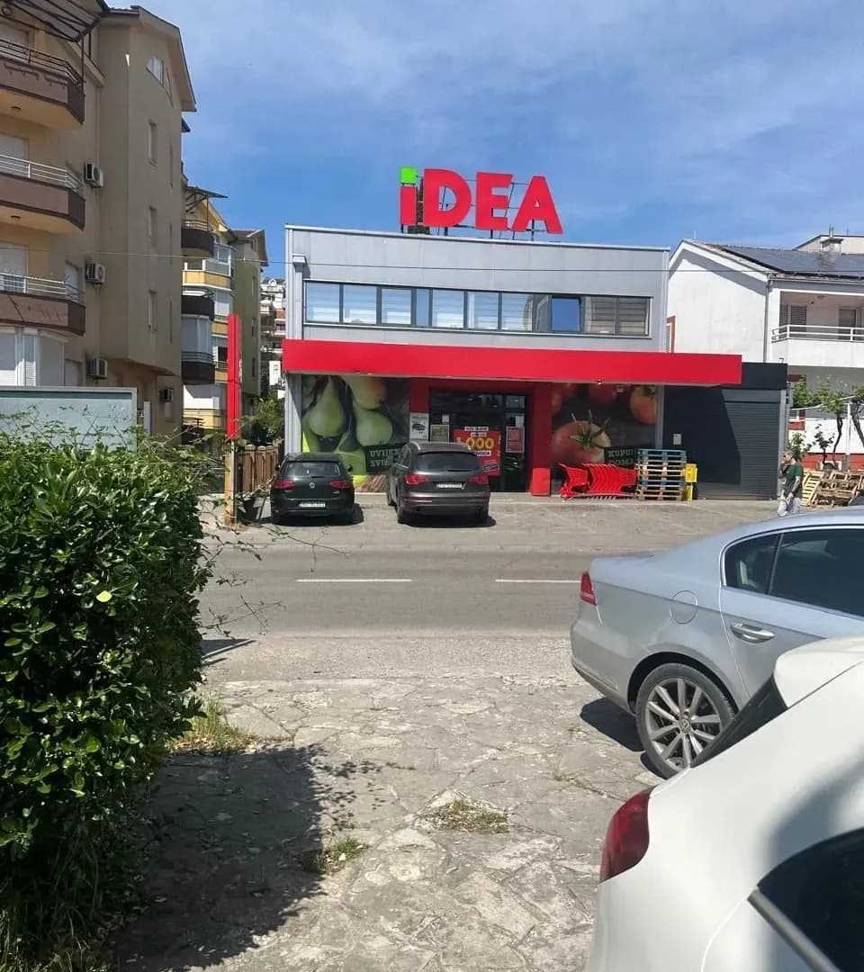 Izdavanje, jednosoban stan, 71m², Momišići, Podgorica