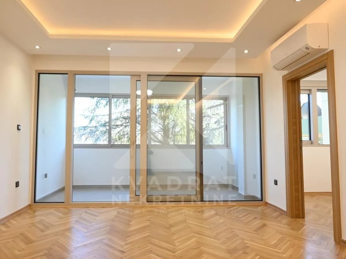 Izdavanje, poslovni prostor, 106m², Baston, Podgorica
