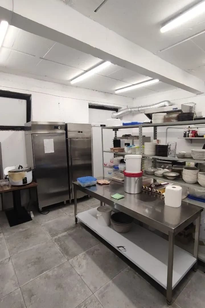 Izdavanje, poslovni prostor, 190m², City Kvart, Podgorica