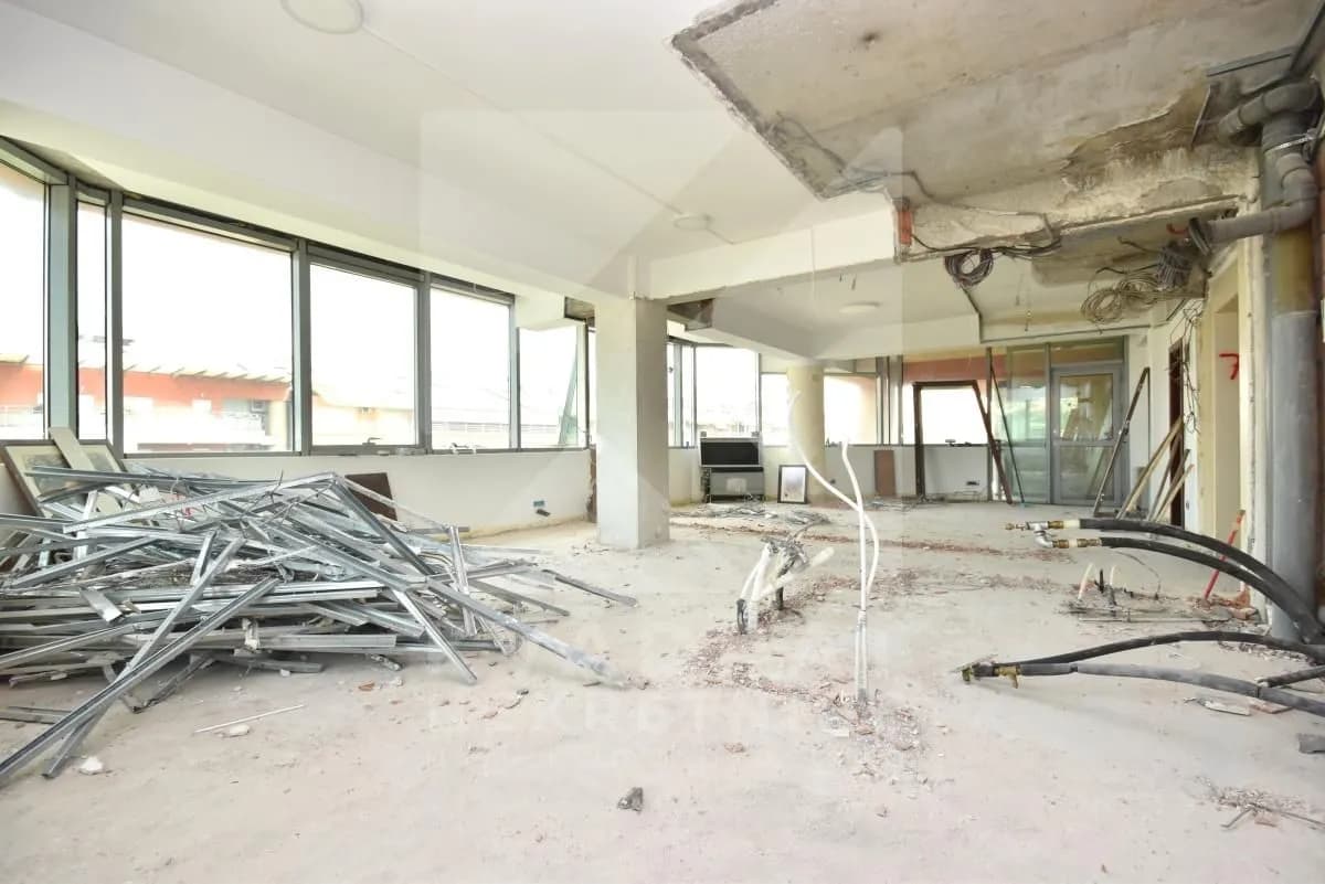 Izdavanje, poslovni prostor, 358m², Preko Morače, Podgorica