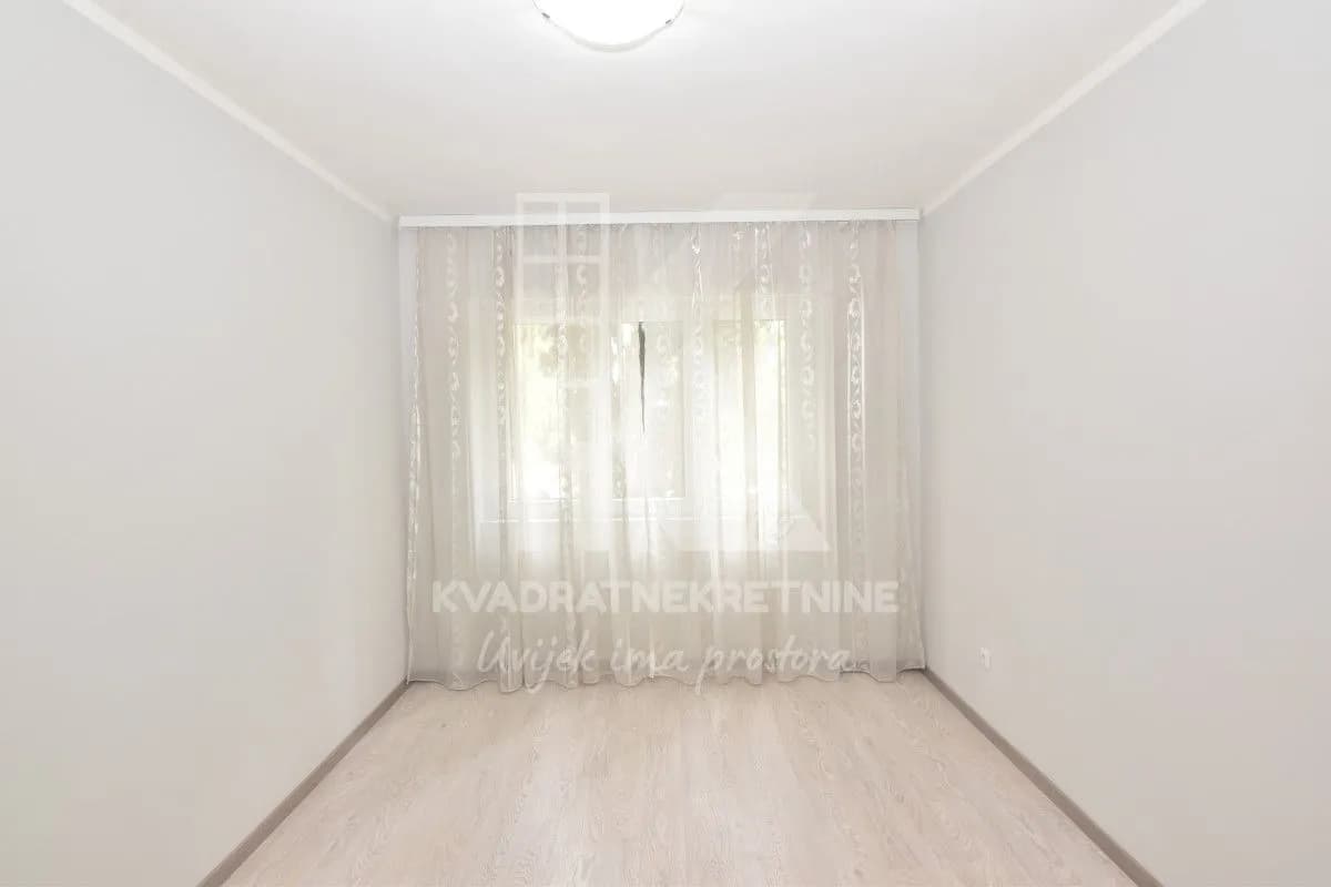 Izdavanje, poslovni prostor, 41m², Preko Morače, Podgorica