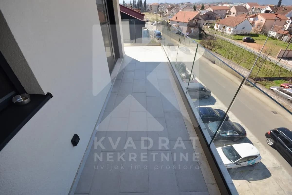 Izdavanje, trosoban stan, 130m², Dalmatinska ulica, Podgorica