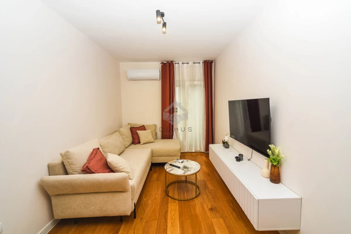 Jednosoban namješten stan 42m2, Central Point – Podgorica