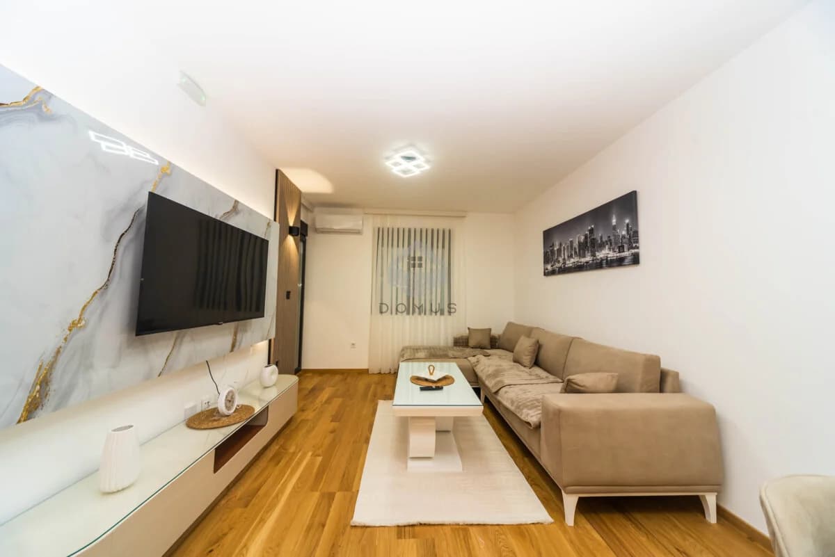 Jednosoban namješten stan 45m2, City Kvart – Podgorica
