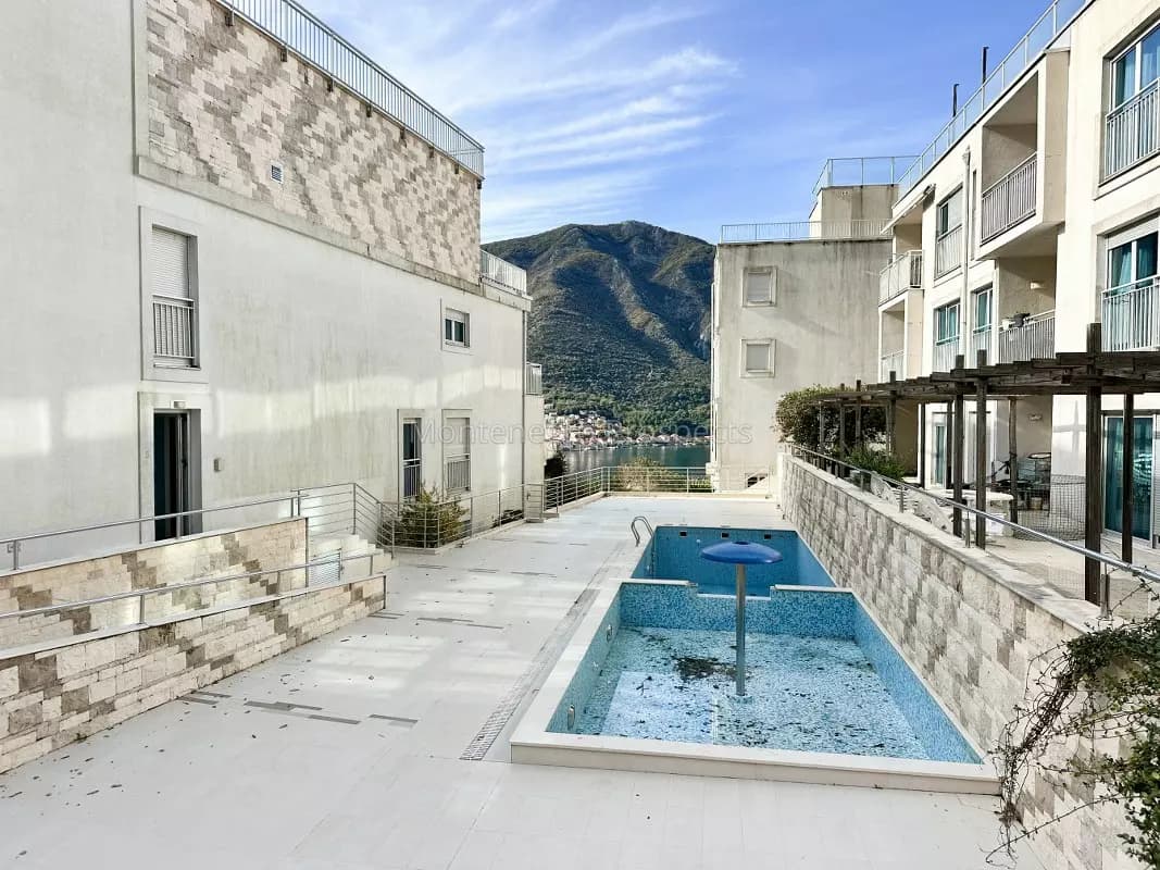 Jednosoban stan u Buena Vista kompleksu, Dobrota, Kotor