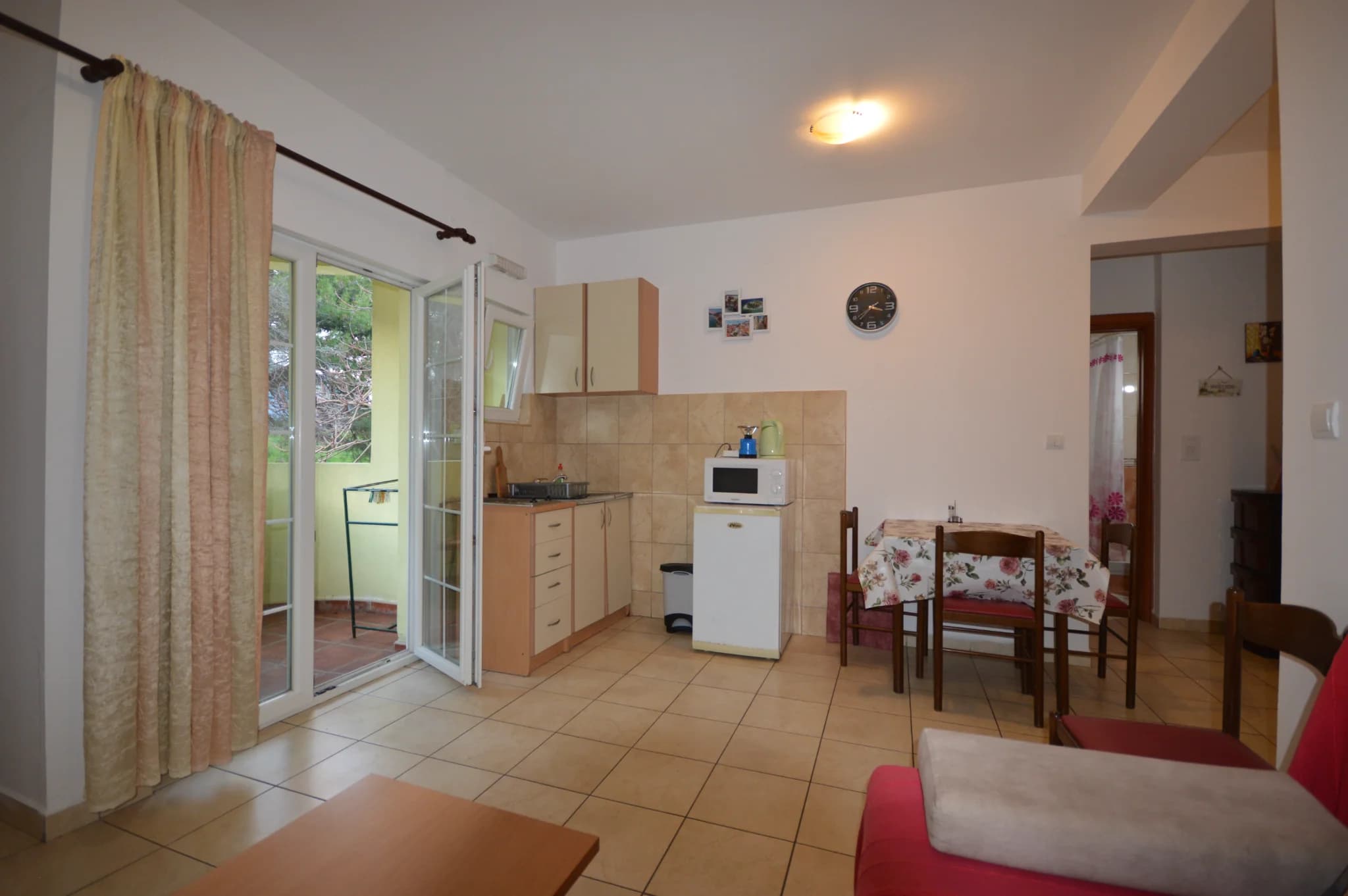 Jednosoban stan u Igalu, 50 metara od mora