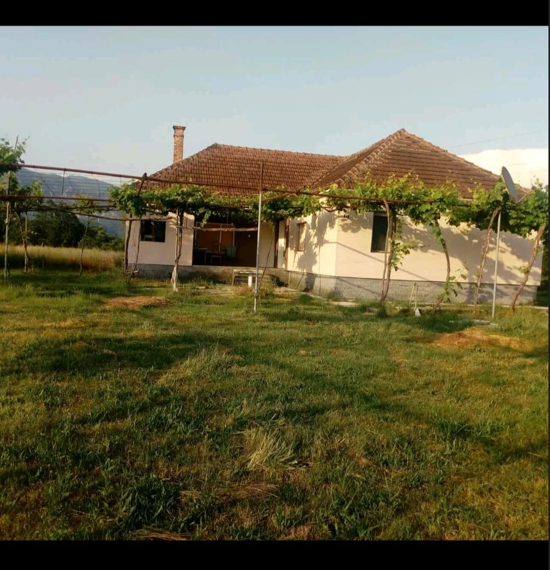 Kuća na prodaju - Spuž, Podglavice