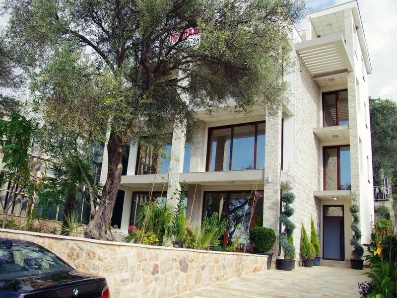 Kuća u Sutomoru br. 1424