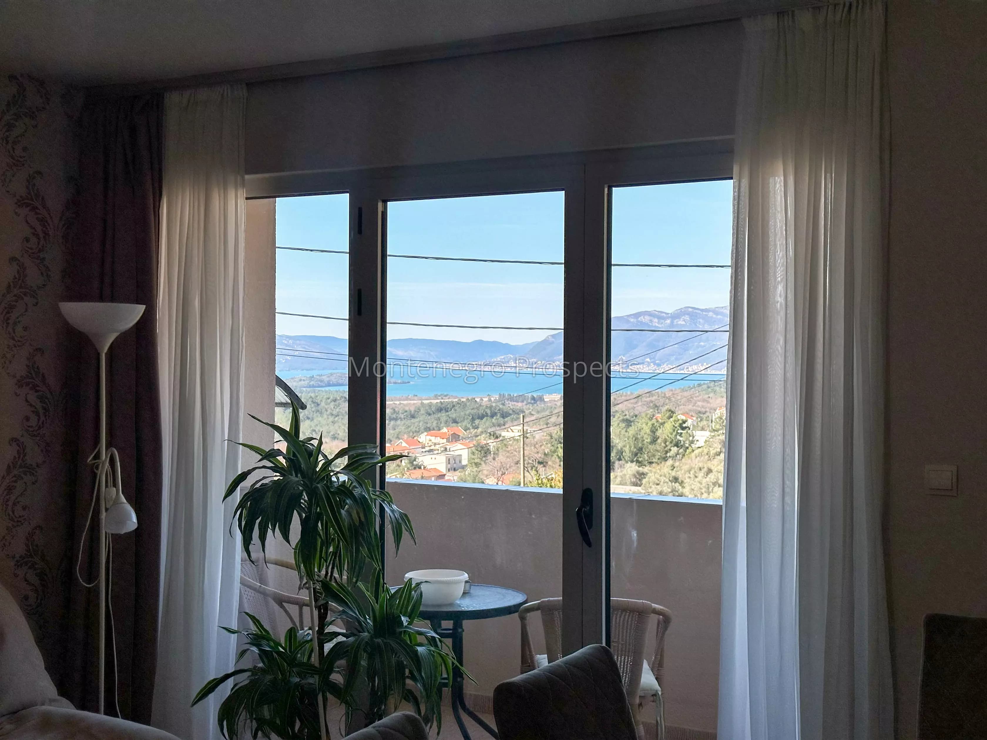 Lijep jednosoban stan na mirnoj lokaciji, Pržice, Kotor