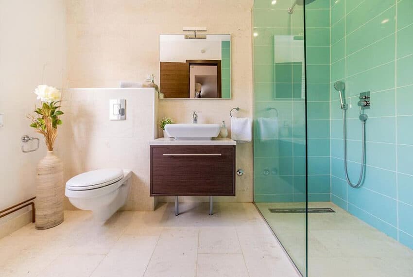 Luxury villa for sale in Stoliv