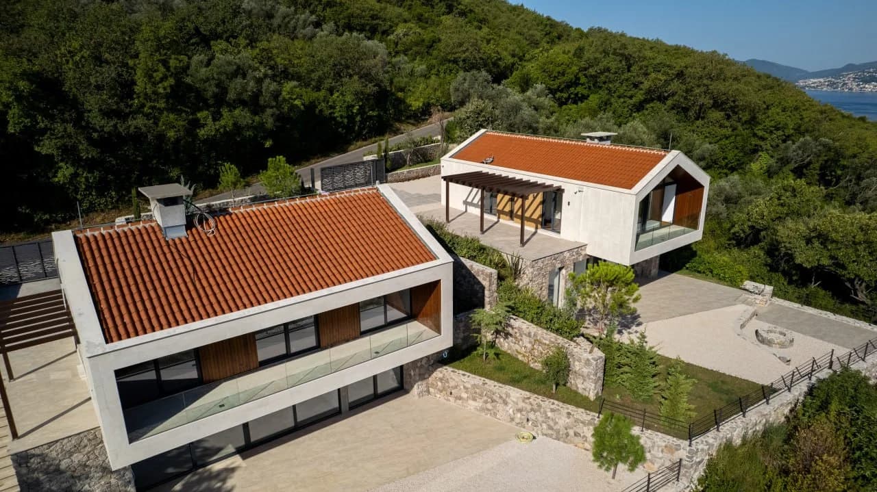 Moderna vila sa prekrasnim pogledom na more na poluostrvu Lustica