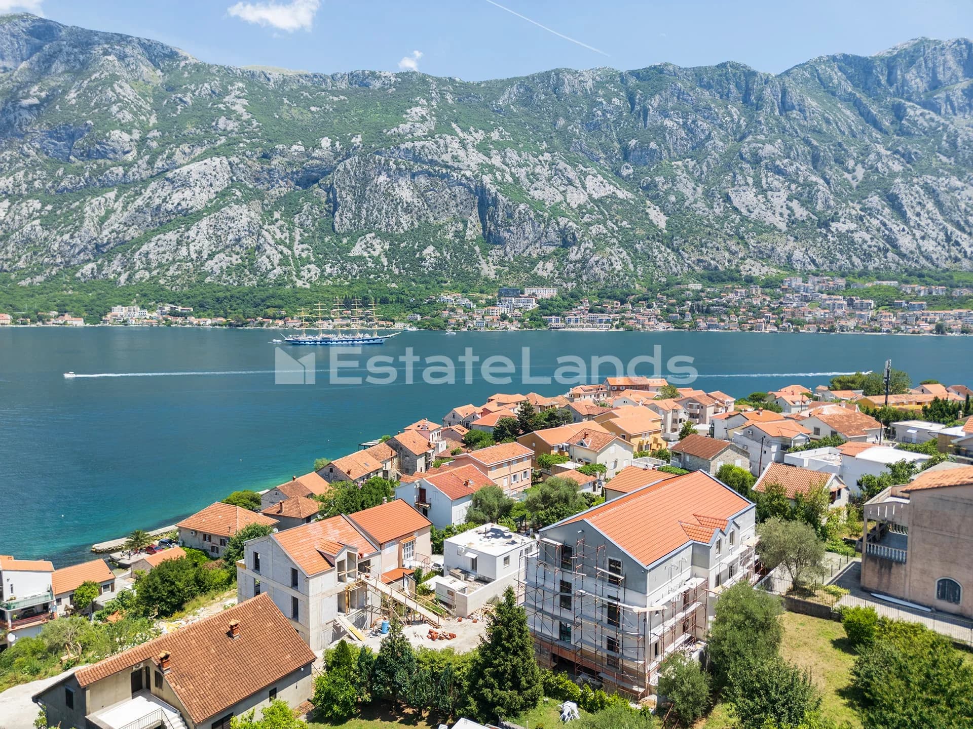 For Sale: One-Bedroom Apartments Directly from the Developer in a New Luxury Complex, Just 80 m from the Sea