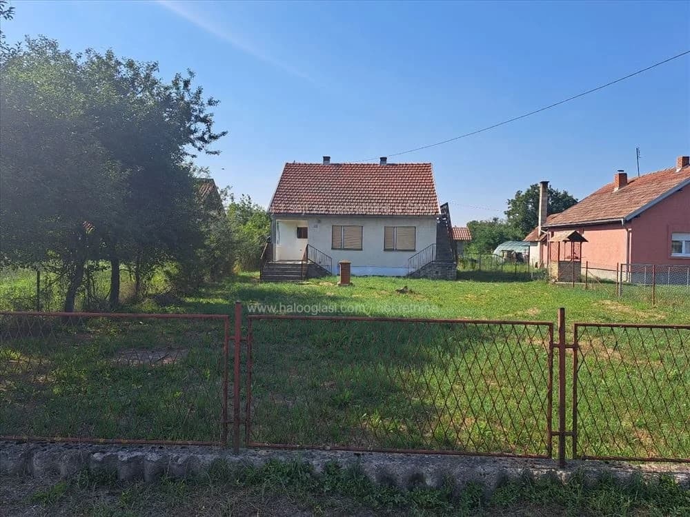 Na prodaju porodicna kuca u Sopicu-Lazarevac
