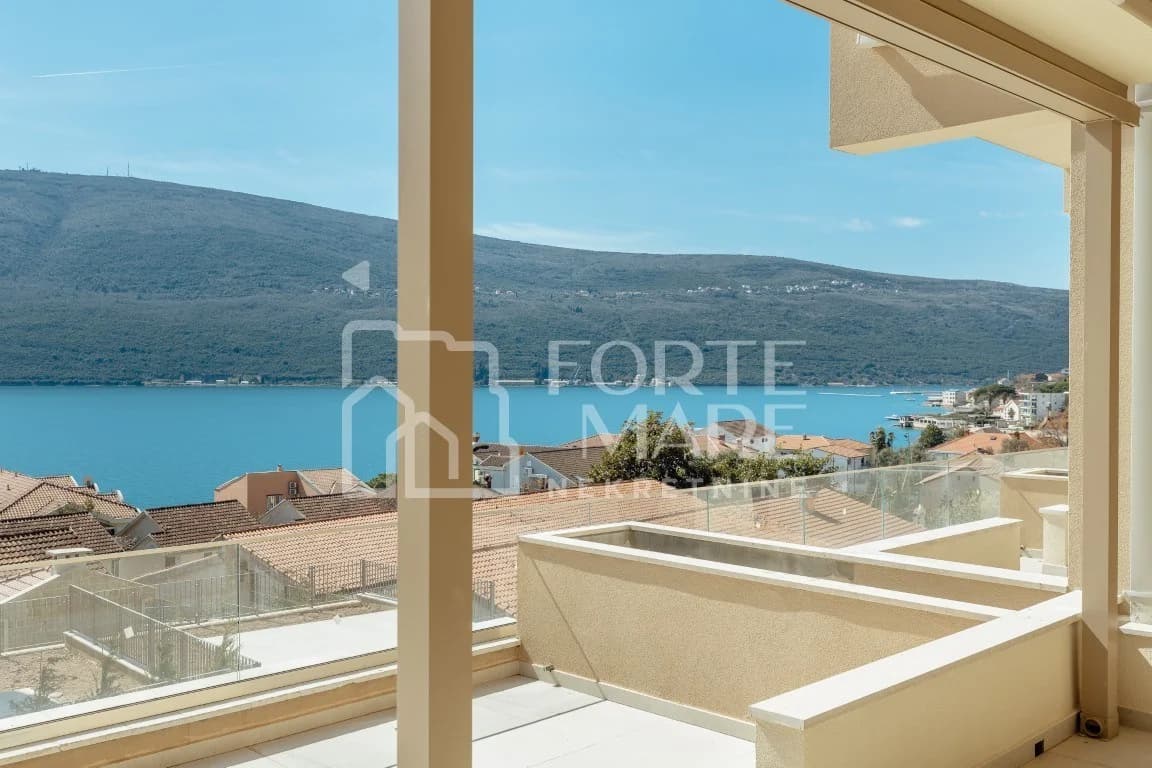 Property in Montenegro, Herceg Novi, Baošići