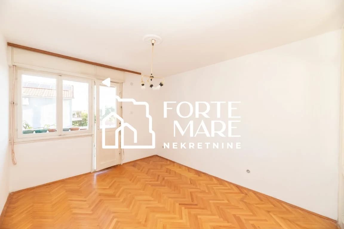Nekretnine Crna Gora, Herceg Novi, Bijela