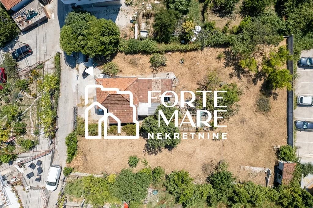 Nekretnine Crna Gora, Herceg Novi, Topla