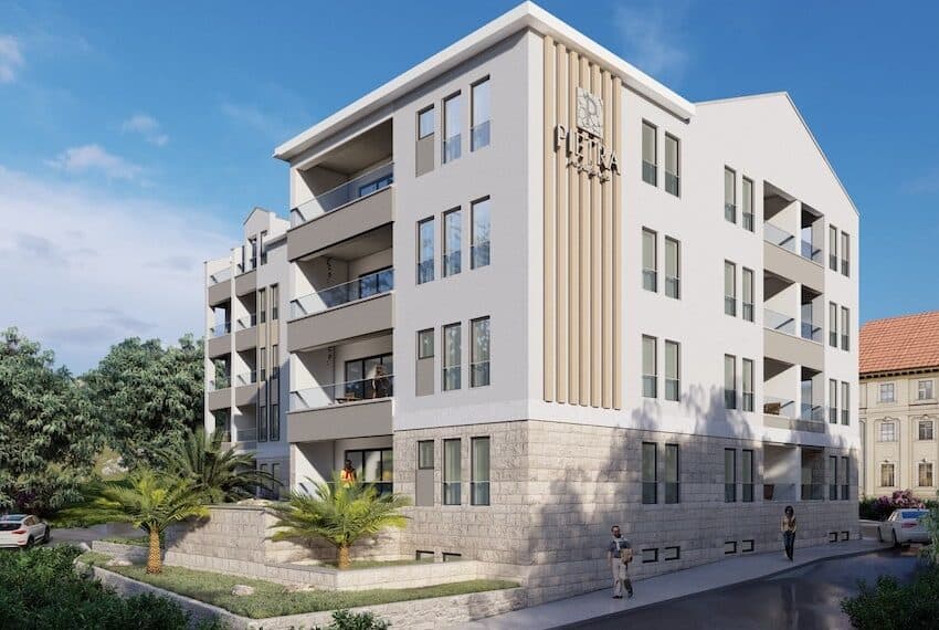 New complex under construction in Budva