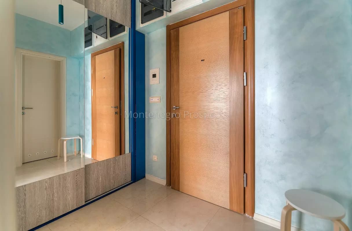 Nov stan sa prekrasnim pogledom na more u Budvi