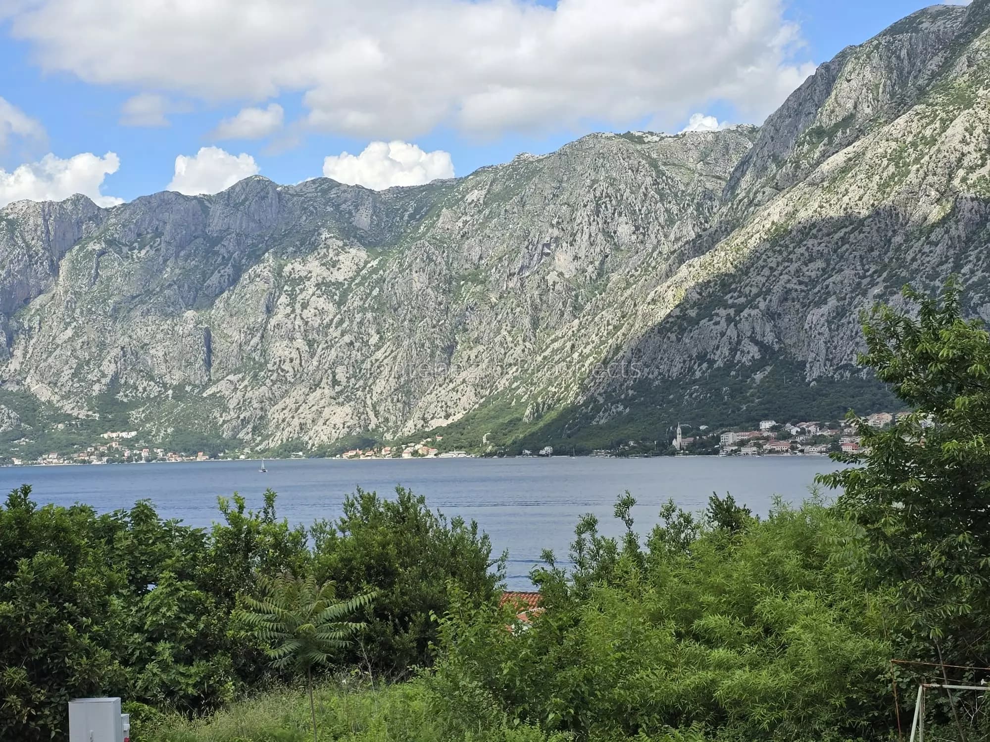 Novi ekskluzivni projekat u Prčnju, Kotor