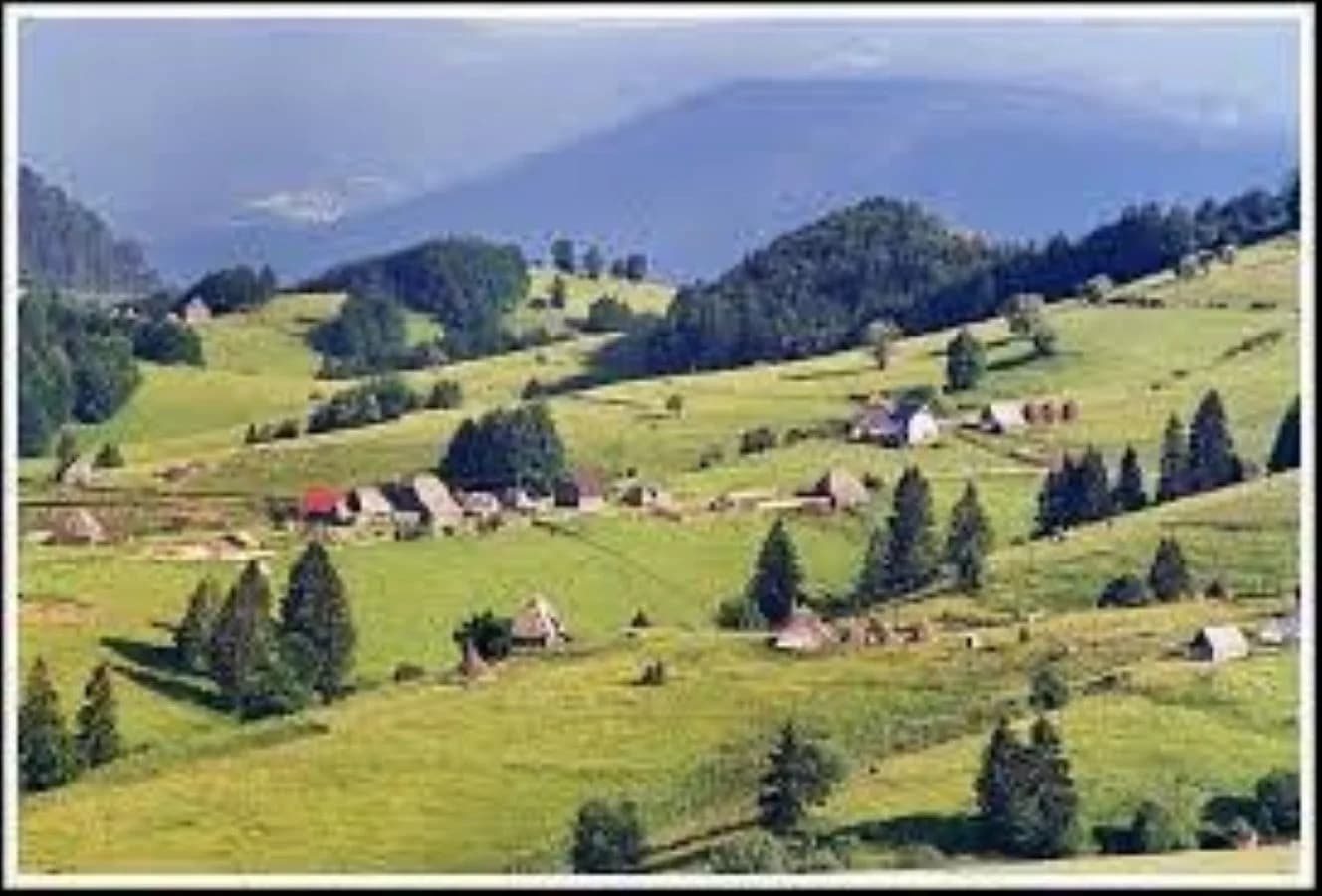 PORODIČNA KUĆA 80m2 sa imanjem