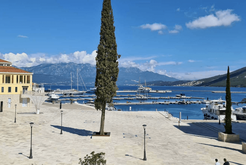 Portonovi Marina Residences one-bedroom Apartment, with excellent views of the sea and the marina