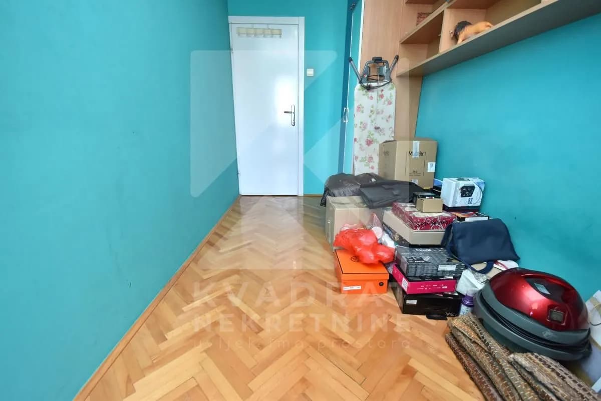 Prodaja, četvorosoban stan, 92m², Lepa Kata, Podgorica